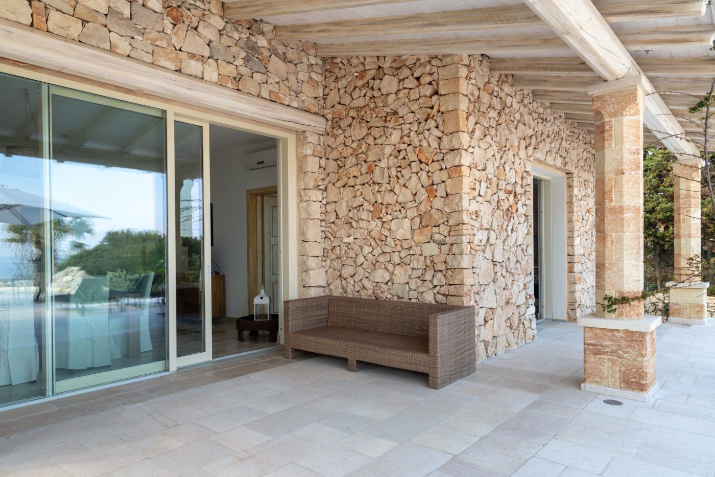 Villa in pietra, con Piscina vista mare_cod 108_11