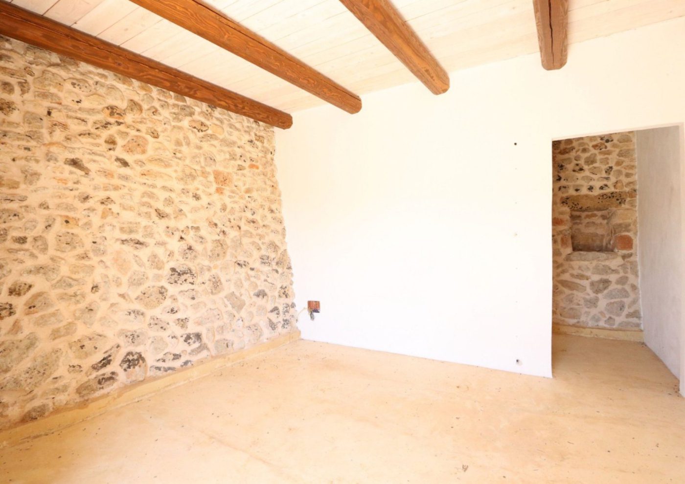 borgo_antico_in_pietra_ristrutturato_a_patu_25