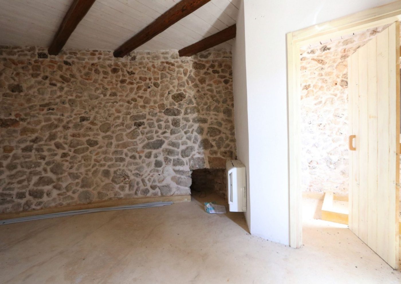 borgo_antico_in_pietra_ristrutturato_a_patu_29