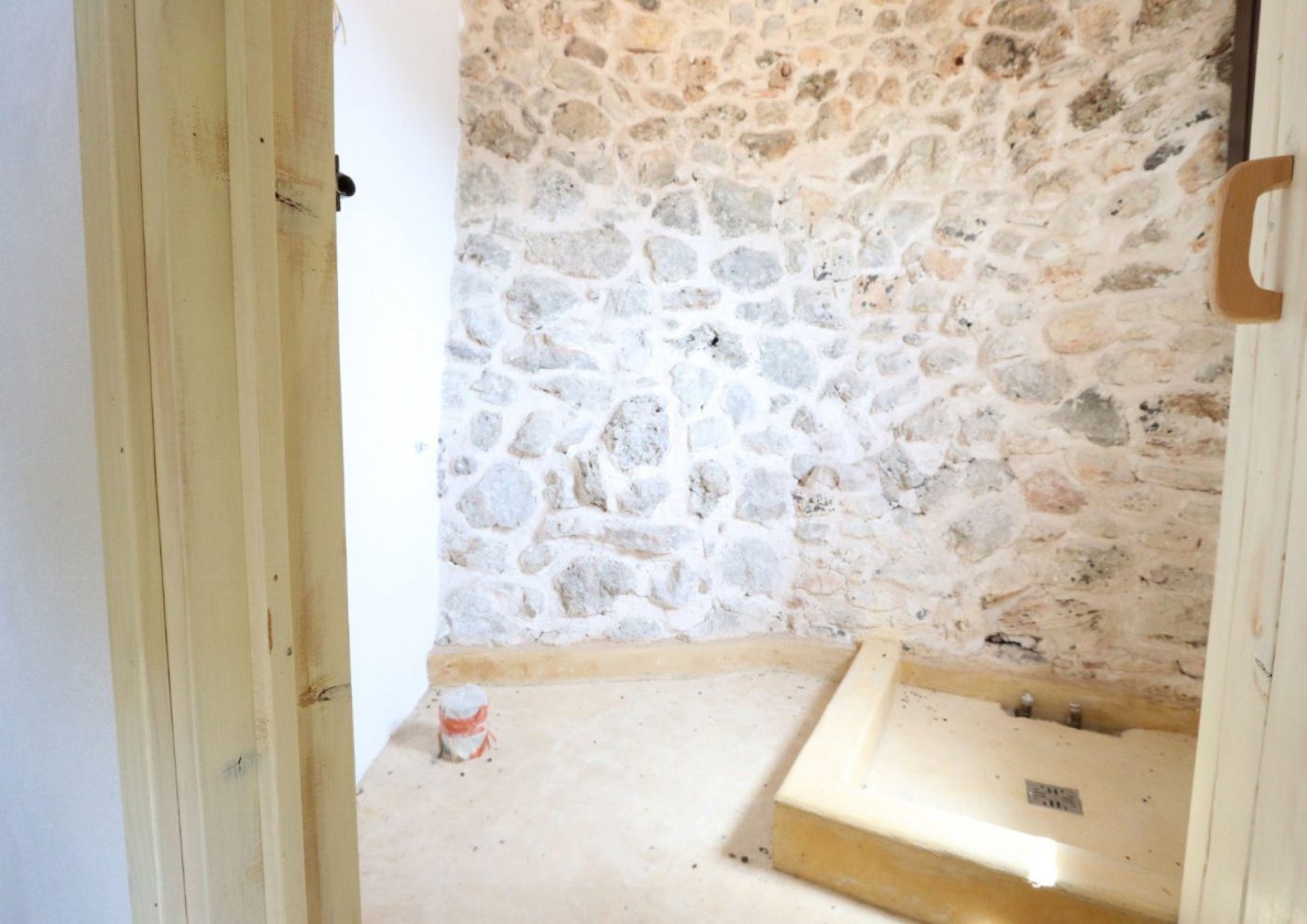 borgo_antico_in_pietra_ristrutturato_a_patu_30