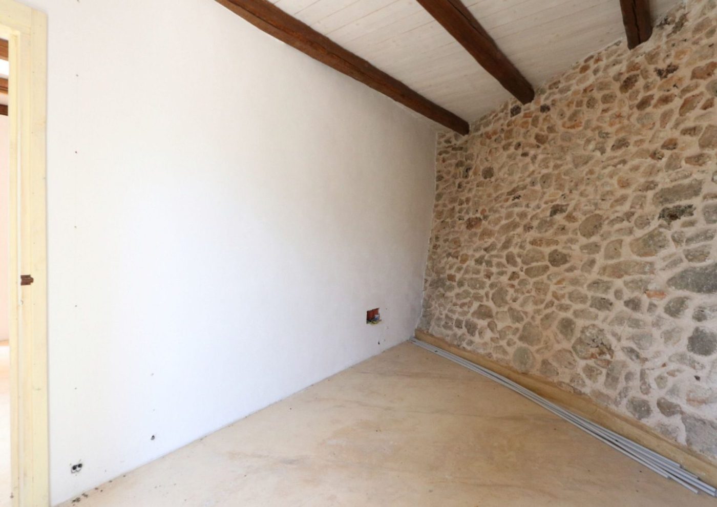 borgo_antico_in_pietra_ristrutturato_a_patu_31