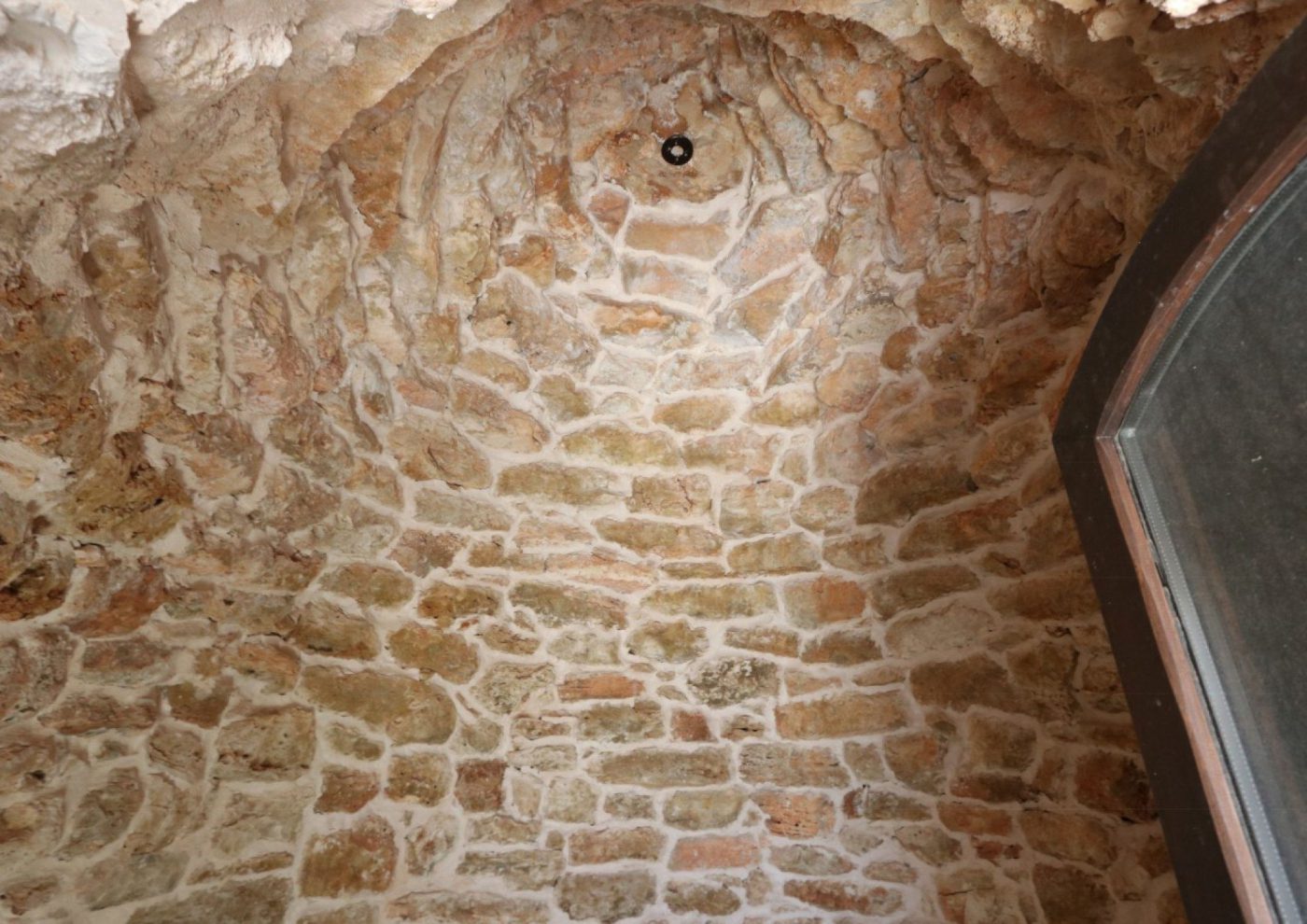 borgo_antico_in_pietra_ristrutturato_a_patu_38