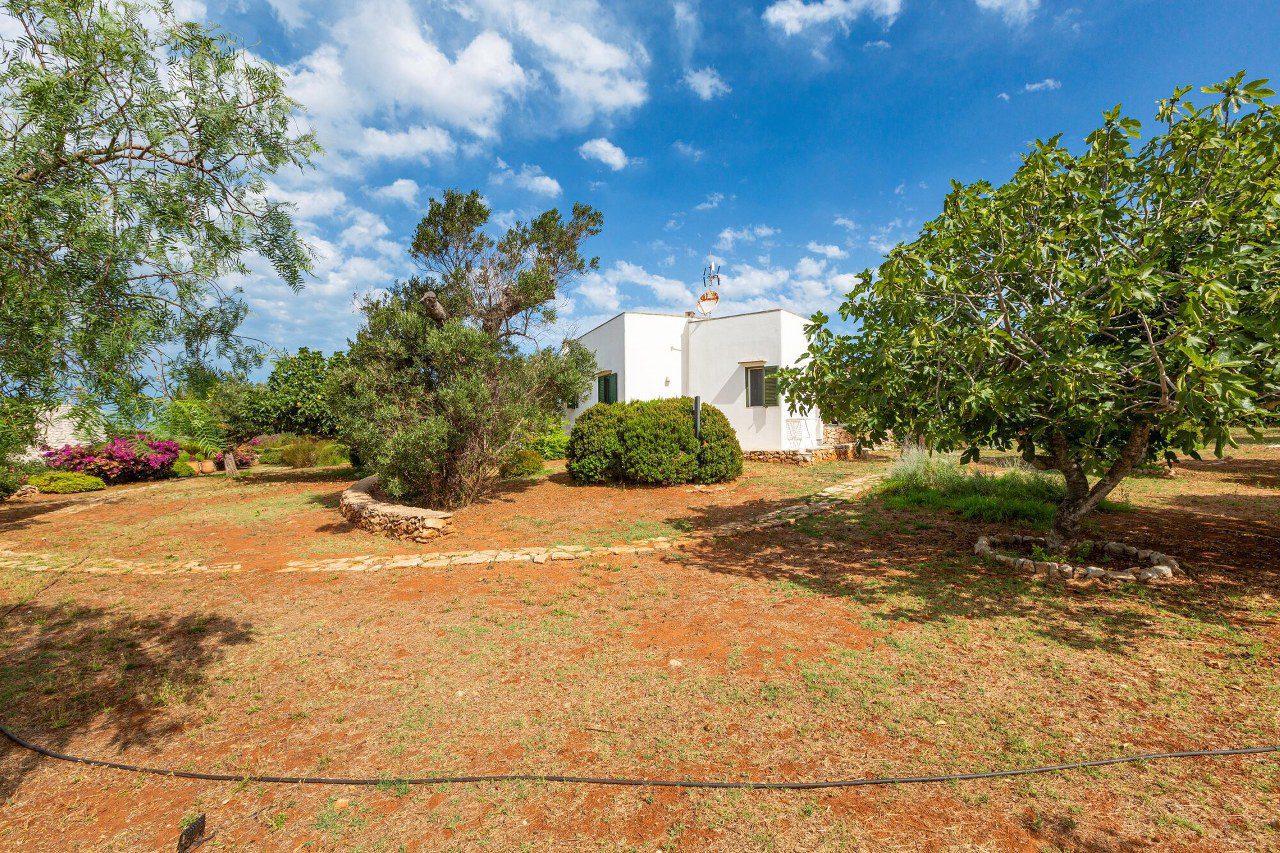 lussuosa_villa_vista_mare_con_Dependance_ d_amico_immobiliare_(13)