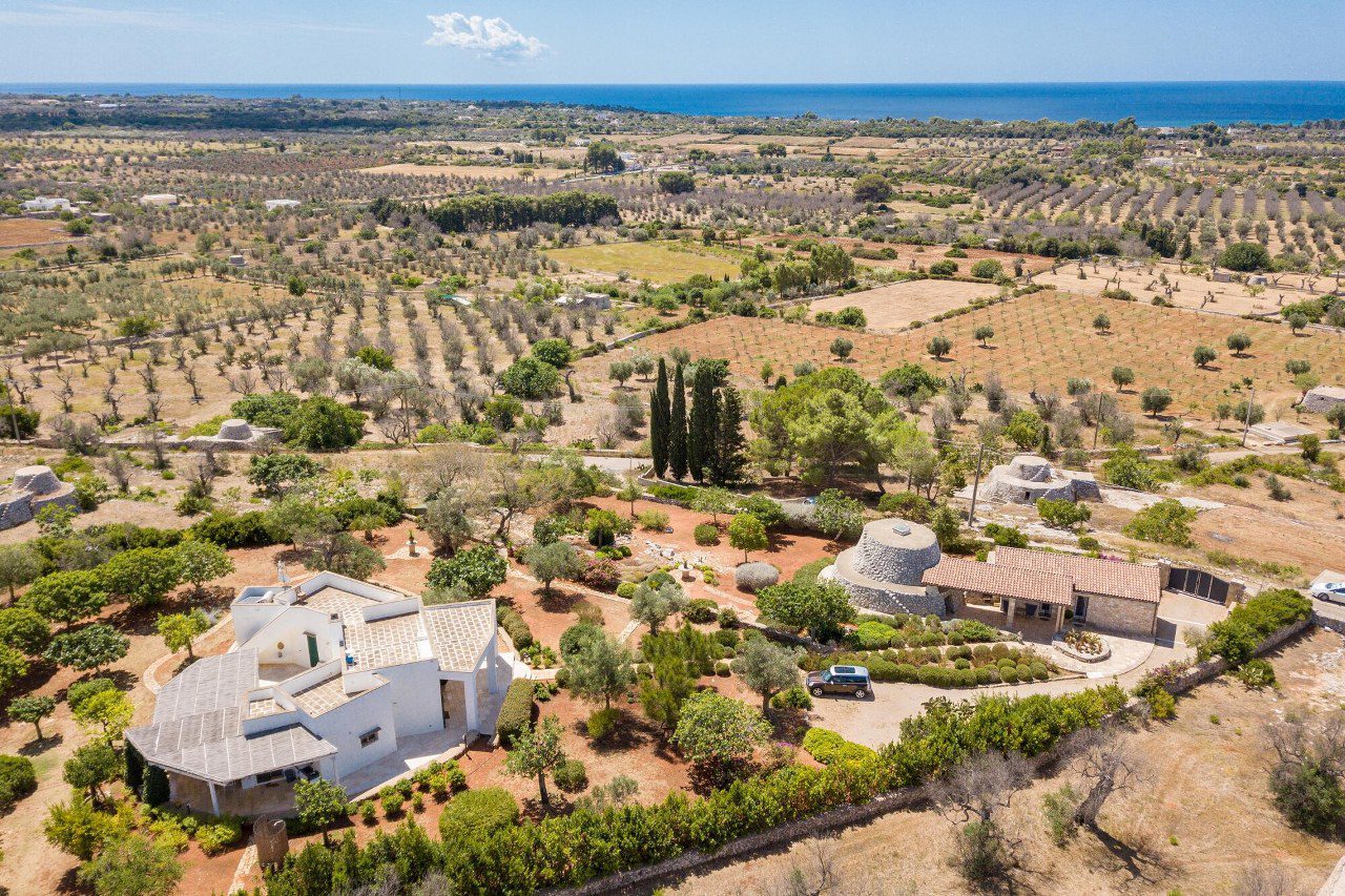 lussuosa_villa_vista_mare_con_Dependance_ d_amico_immobiliare_(2)