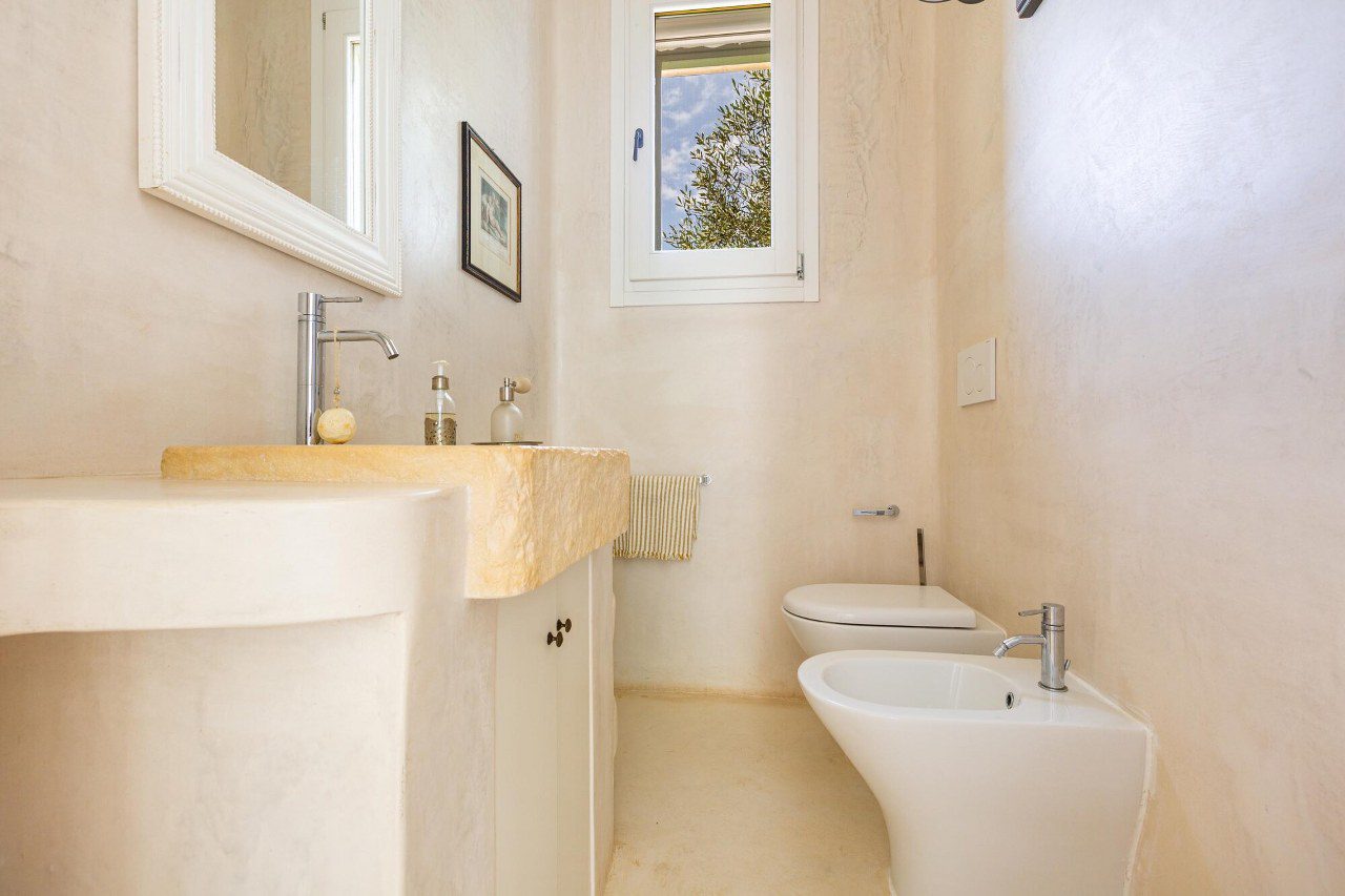 lussuosa_villa_vista_mare_con_Dependance_ d_amico_immobiliare_(26)