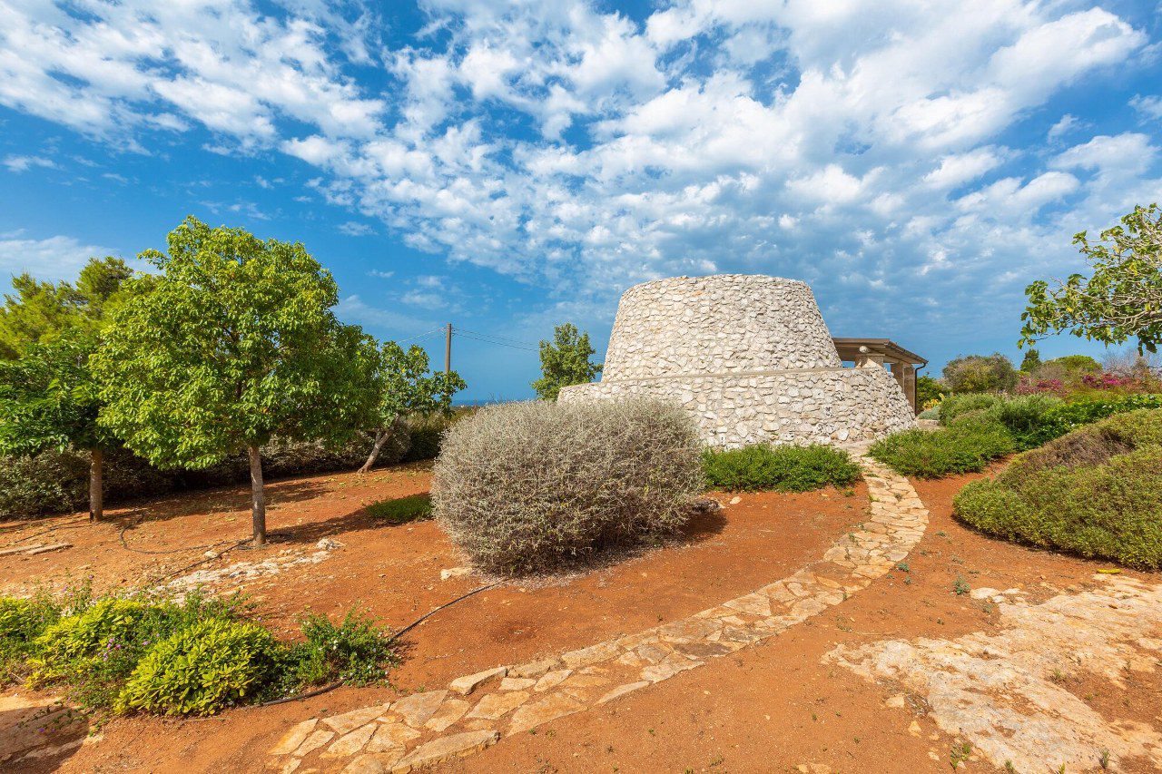 lussuosa_villa_vista_mare_con_Dependance_ d_amico_immobiliare_(50)