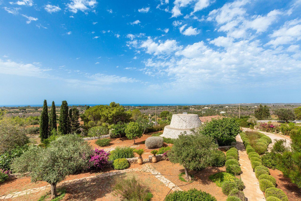 lussuosa_villa_vista_mare_con_Dependance_ d_amico_immobiliare_(51)