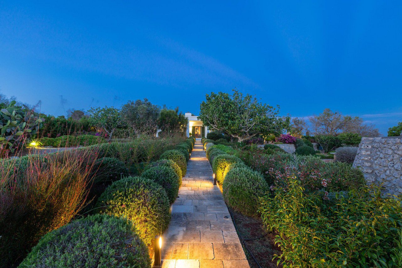 lussuosa_villa_vista_mare_con_Dependance_ d_amico_immobiliare_(62)