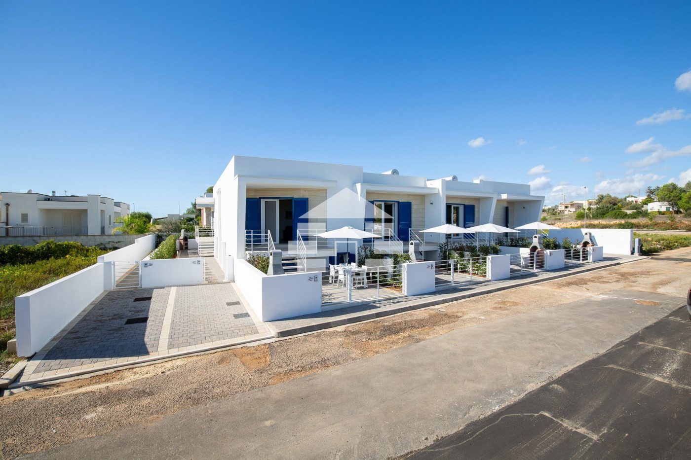 Villas for sale 500 meters from the sandy beach of Pescoluse