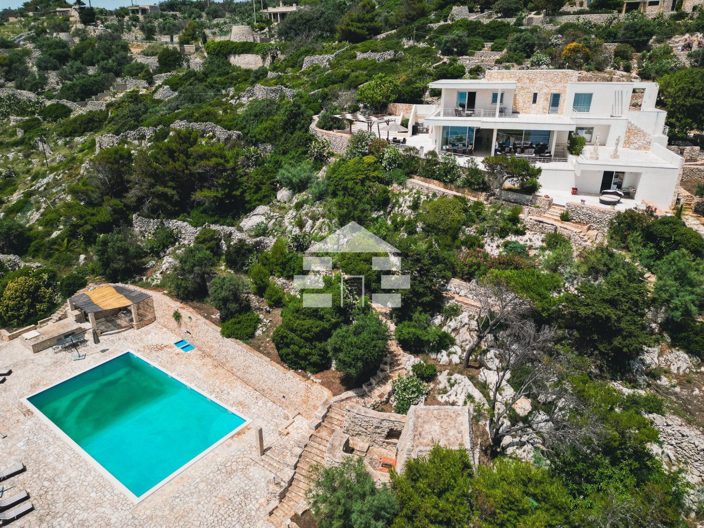 Villa di lusso con piscina mozzafiato sul mare di Santa Maria di Leuca