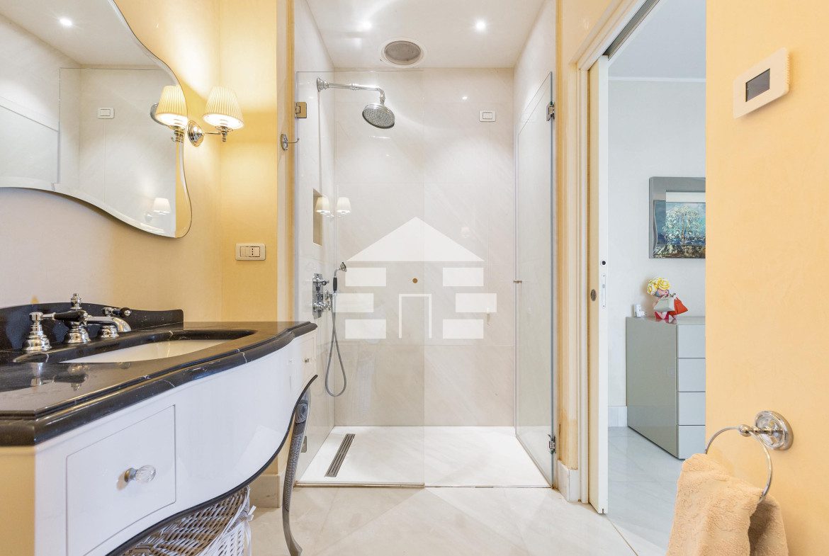 Villa di lusso con piscina mozzafiato sul mare di Santa Maria di Leuca