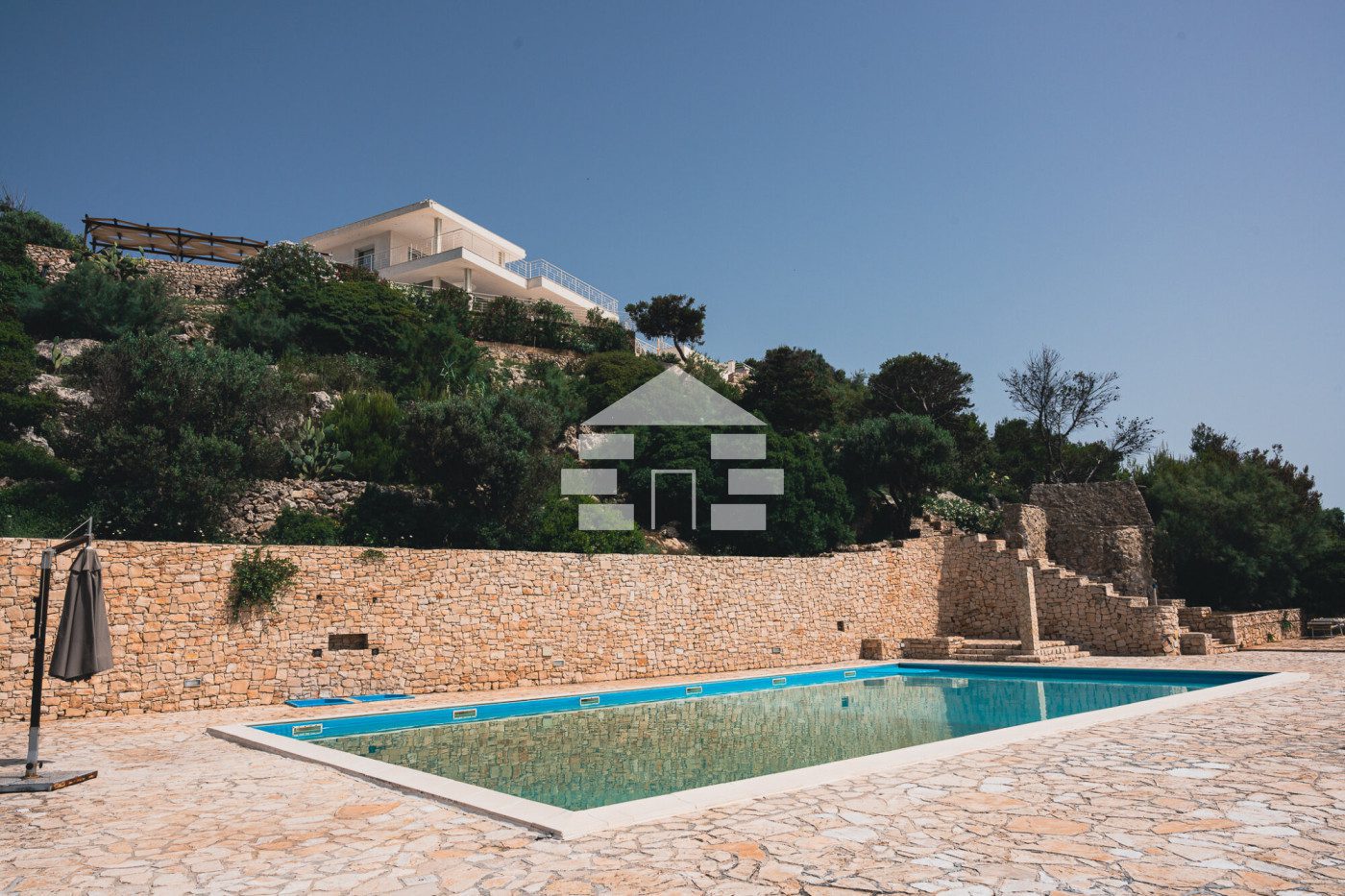 Villa di lusso con piscina mozzafiato sul mare di Santa Maria di Leuca