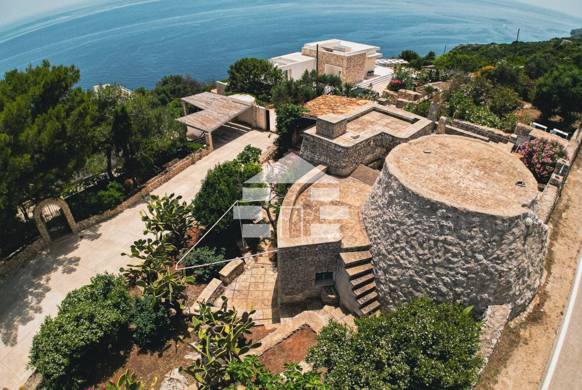 Villa di lusso con piscina mozzafiato sul mare di Santa Maria di Leuca
