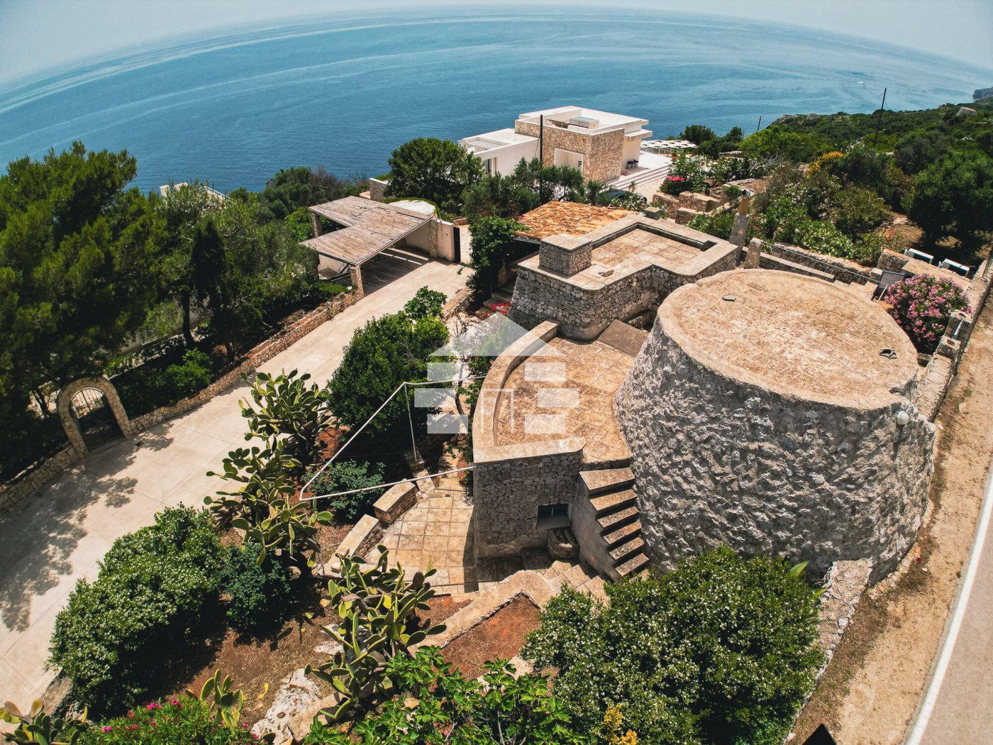 Villa di lusso con piscina mozzafiato sul mare di Santa Maria di Leuca