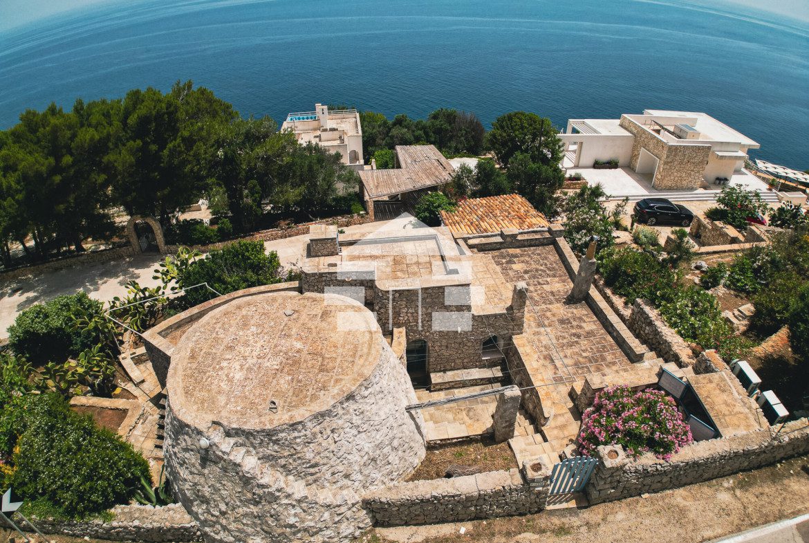 Villa di lusso con piscina mozzafiato sul mare di Santa Maria di Leuca