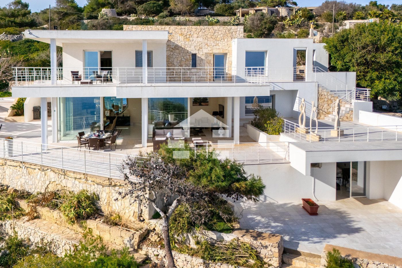 Villa di lusso con piscina mozzafiato sul mare di Santa Maria di Leuca