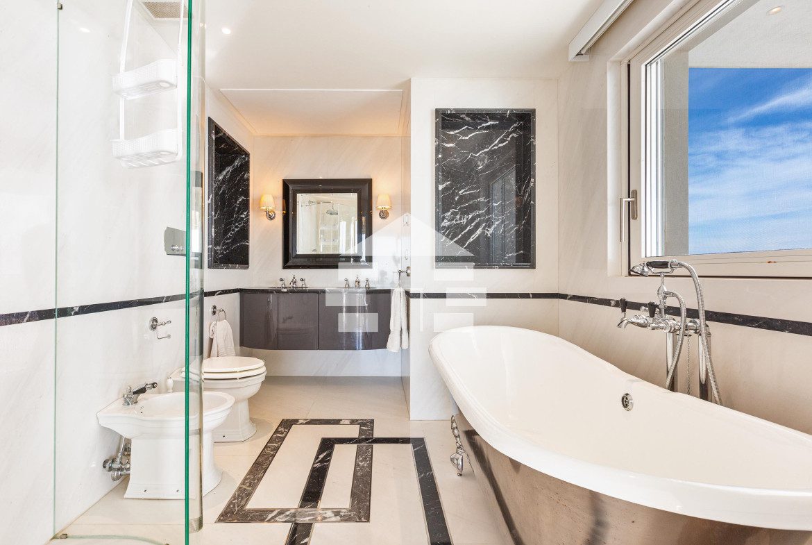 Villa di lusso con piscina mozzafiato sul mare di Santa Maria di Leuca