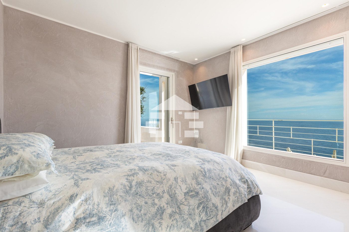 Villa di lusso con piscina mozzafiato sul mare di Santa Maria di Leuca