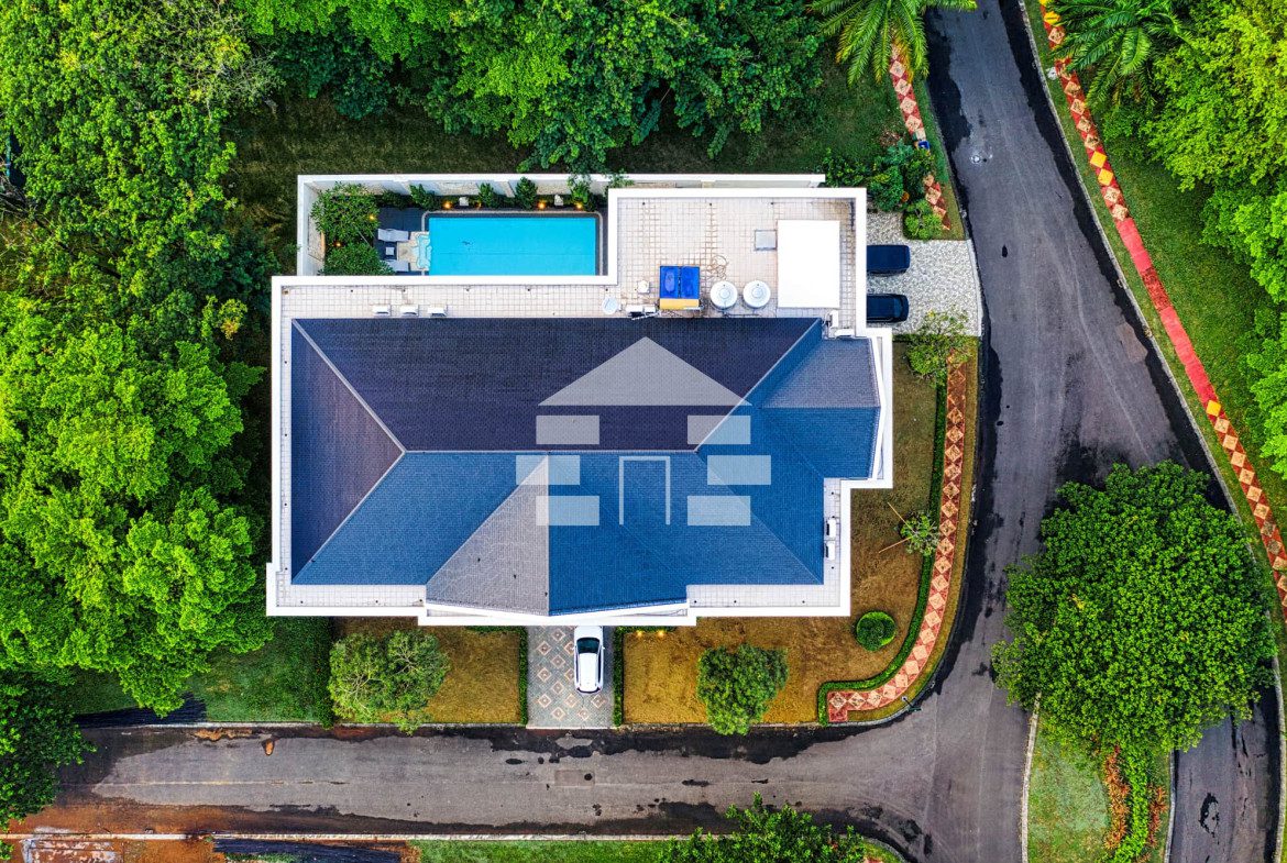 Mountain house with a pool