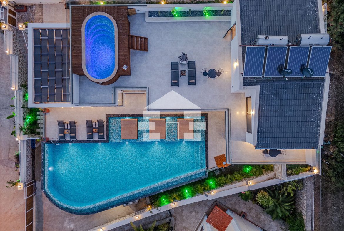 Mountain house with a pool