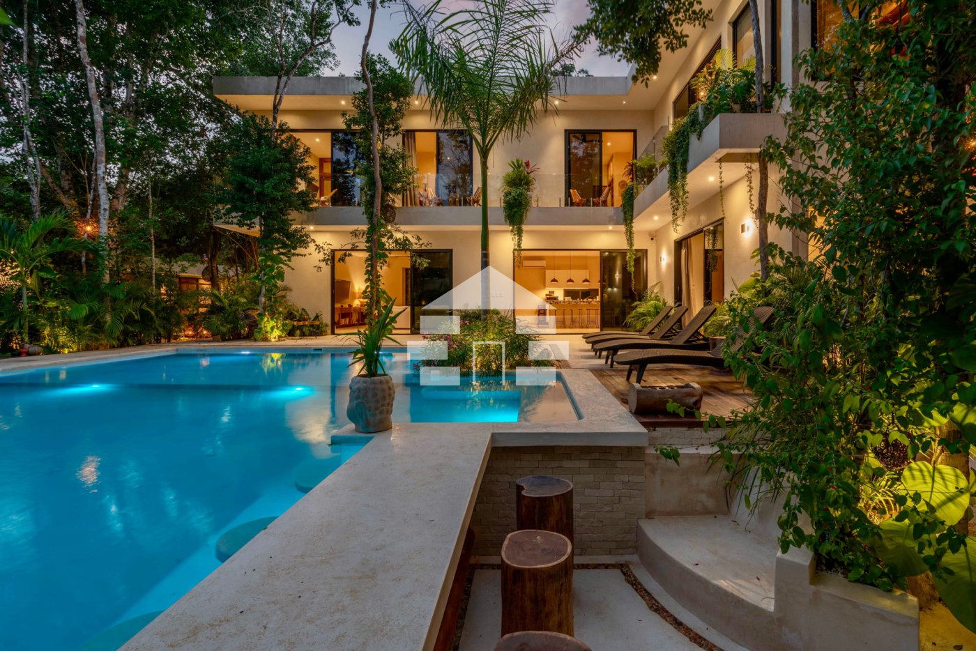 Villa con Piscina Deluxe – Sardegna